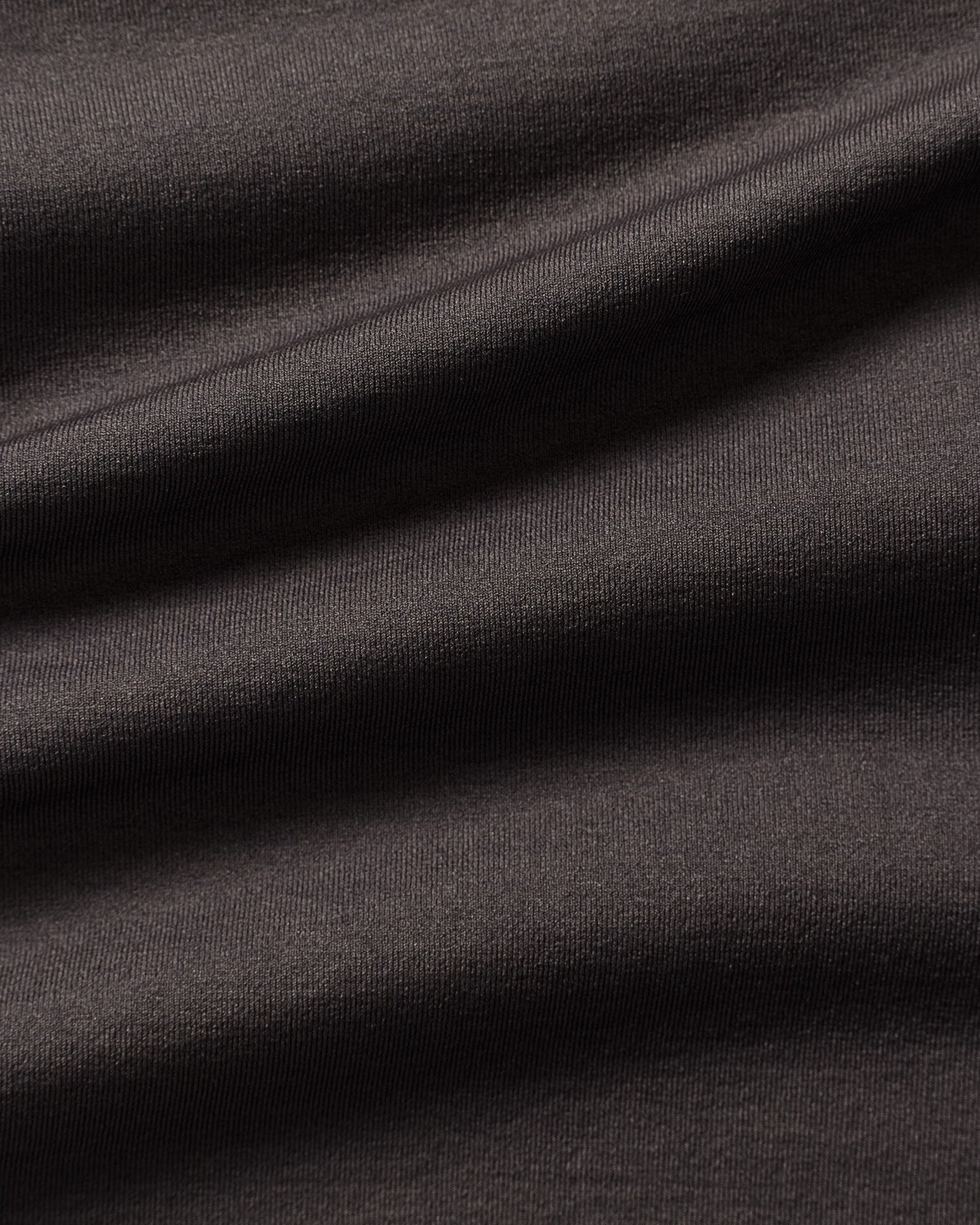 Define 2.0 Scrunch V-Neck Bra | Graphite - Image 5