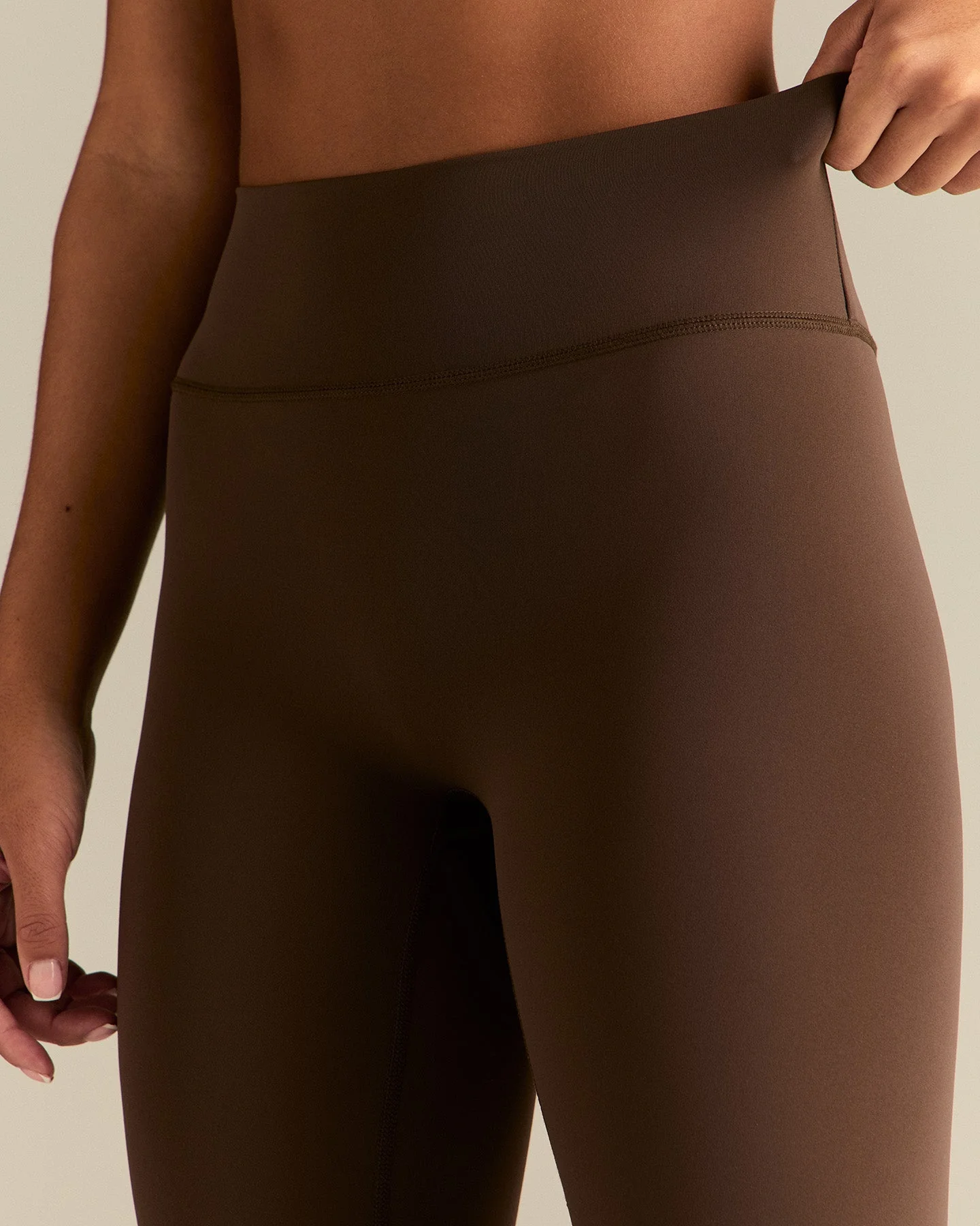 Essential High Waist Capri Leggings | Cocoa - Image 7